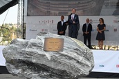 Premiér Petr Fiala pronáší slavnostní projev před poklepáním základního kamene Areny Brno